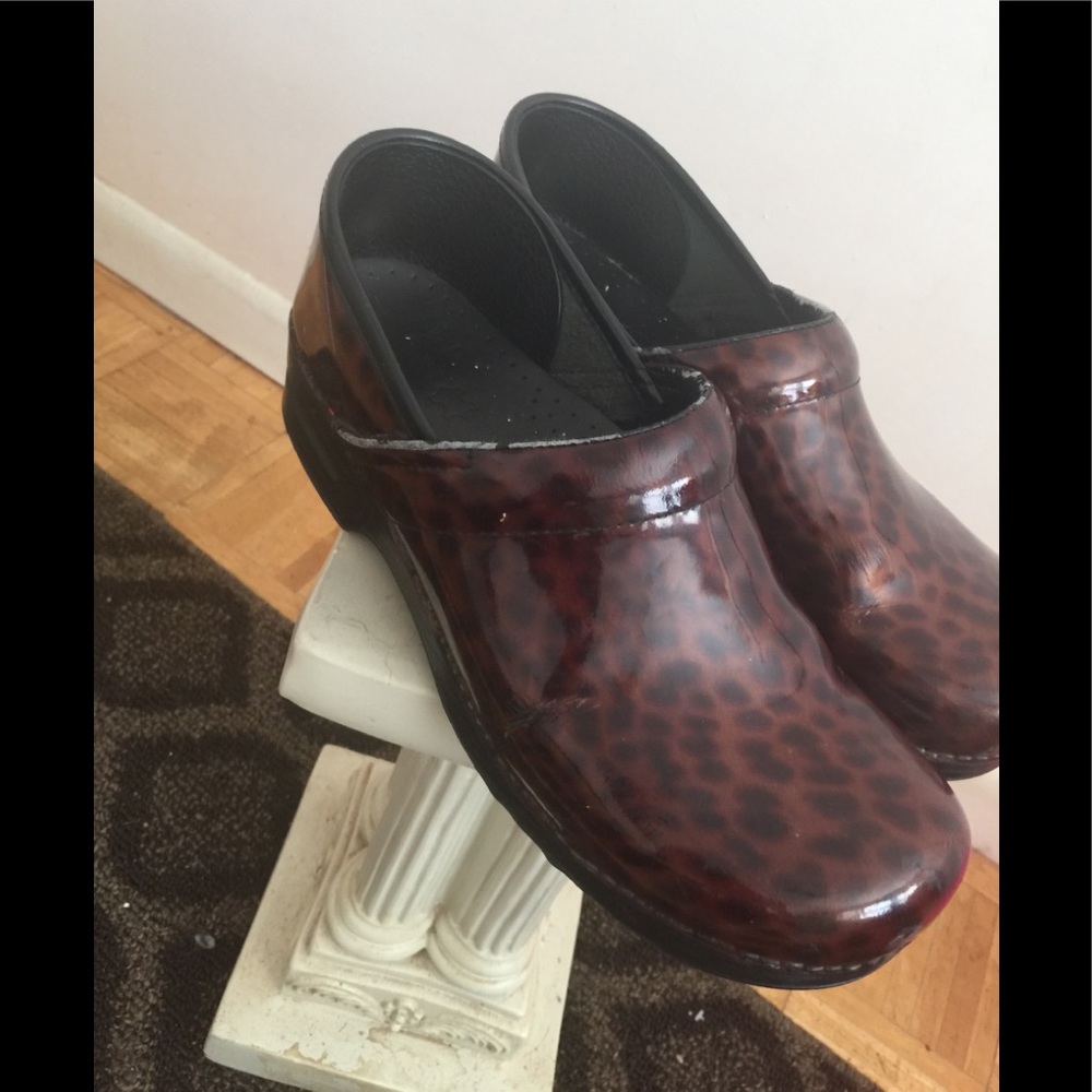 DANSKO CLOGS SZ 12
